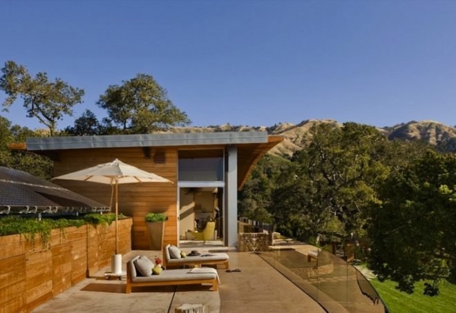 Carver + Schicketanz, Pacific Ocean, Big Sur, California, solar power, renewable energy, PV, photovoltaic, natural ventilation, green design, sustainable design, eco-design, reclaimed materials