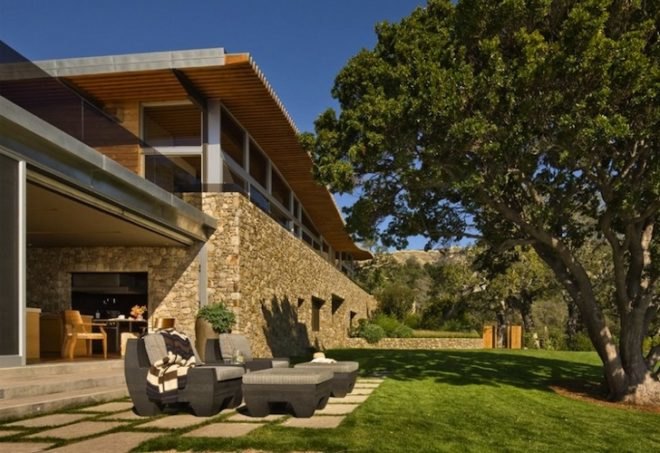 Carver + Schicketanz, Pacific Ocean, Big Sur, California, solar power, renewable energy, PV, photovoltaic, natural ventilation, green design, sustainable design, eco-design, reclaimed materials