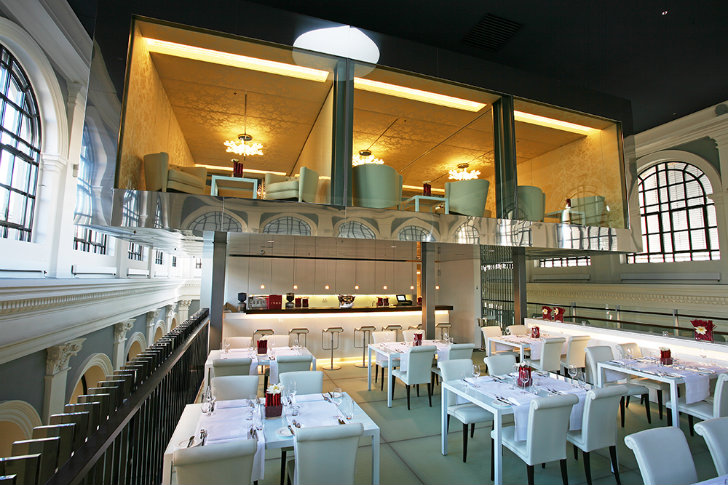 Haus im Haus, Benisch Architecten, hamburg, chamber of commerce, green renovation, LED lights, adaptive reuse