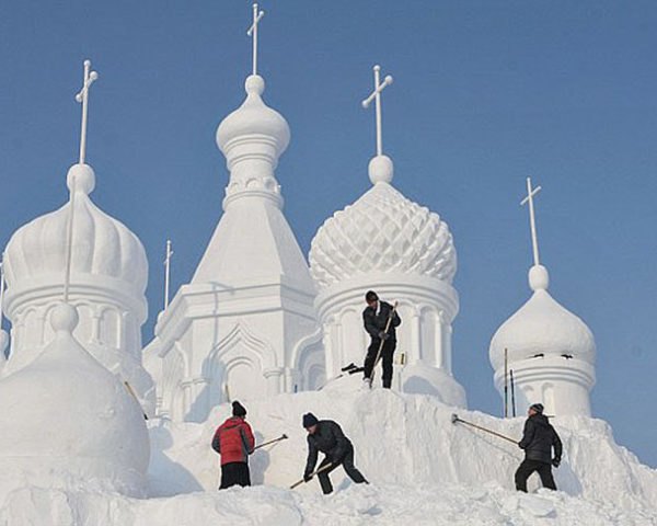 Architecture, Art, Water Issues, chine, ice sculptures, Jingyuetan National Forest, ephemeral architecture, Jingyue Snow World Festival, jilin