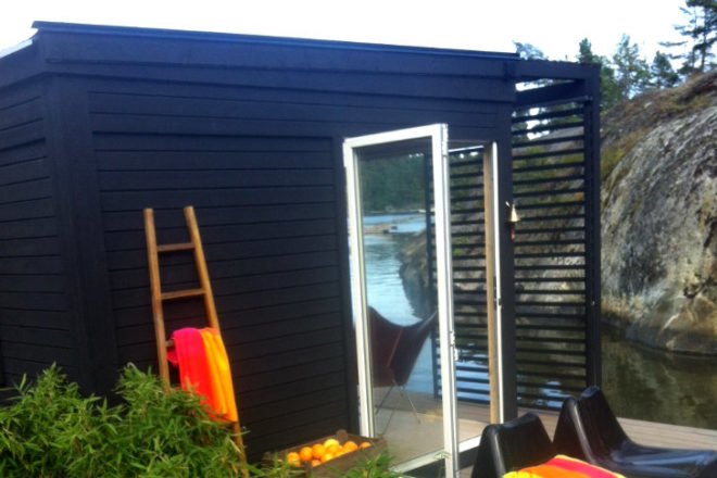 Kenjo Floating Guest House, floating house, prefab, prefab cabin, sweden, prefab floating cabin