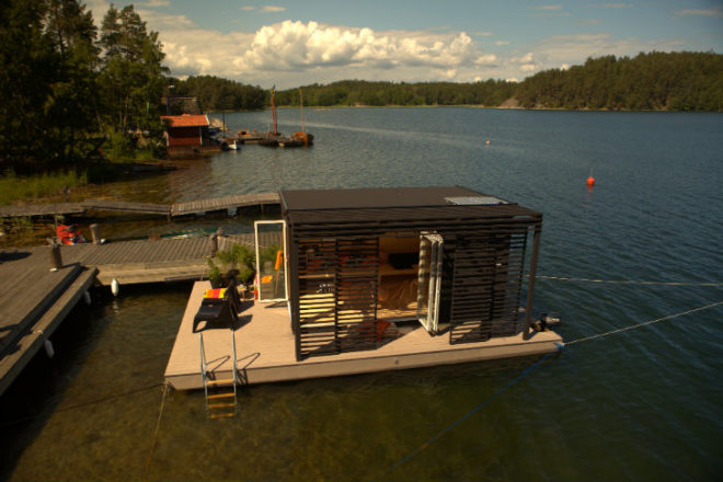 Kenjo Floating Guest House, floating house, prefab, prefab cabin, sweden, prefab floating cabin