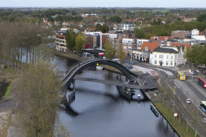 Melkwegbridge, NEXT Architects, the netherlands, pedestrian bridge, pedestrian friendly, purmerend,
