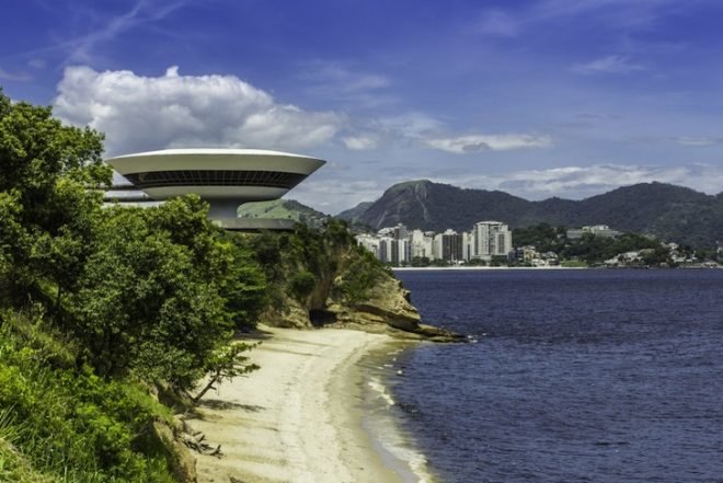 Oscar Niemeyer, Modernism, Le Corbusier, Brasilia, Rio de Janeiro, Sugarloaf Mountain, Maine, Aviles, Niteroi Contemporary Art Museum, National Congress of Brazile, Belo Horizonte, centenarian, design, UN headquarters, New York