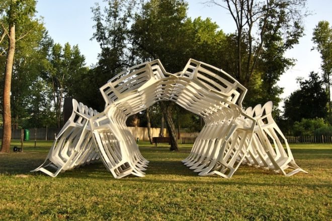 LIKEarchitects, recycled materials, Portugal, plastic chairs, pergola, tunnel, temporary design, nature, recyclable materials, Canal 180, sustainable design, eco design