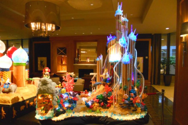 Sheraton Seattle Gingerbread Village 2012, gingerbread village, gingerbread house, seattle, edible creations, green holidays