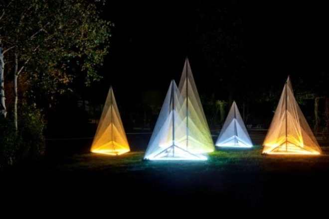 Sébastien Preschoux, nuit blanche, light sculpture, green art, sustainable artwork, installation art, glowing artwork,