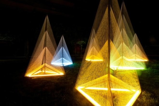 Sébastien Preschoux, nuit blanche, light sculpture, green art, sustainable artwork, installation art, glowing artwork,