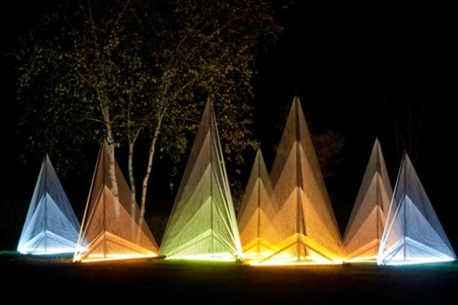 Sébastien Preschoux, nuit blanche, light sculpture, green art, sustainable artwork, installation art, glowing artwork,