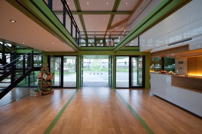 Tonys Farm, Playze, organic farm, shanghai, cargotecture, shipping containers, sustainable farming,