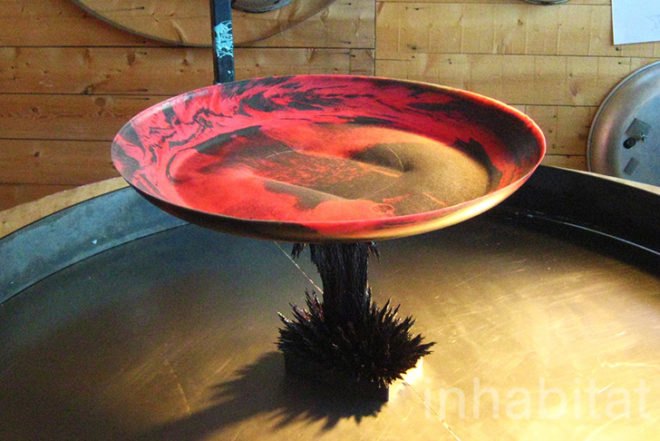 Jolan Van Der Wiel, Dutch Design Week, centrifugal force, gravity, tray, recycled bike, Psychedelic, dutch design, Art, DIY, Green Products, energy efficiency