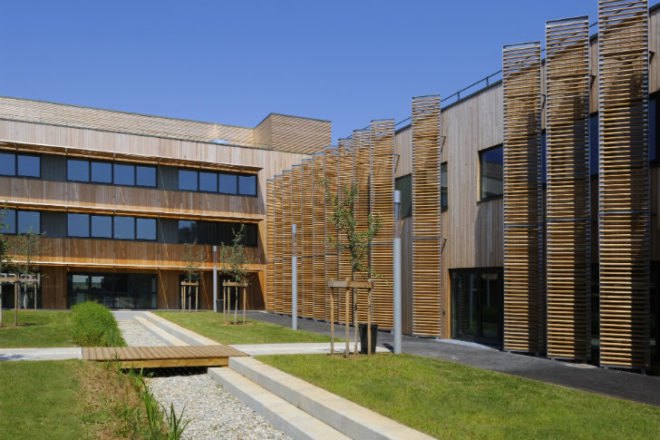 Veolia Environnement Centre-Est, Arte Charpentier Architectes, sustainable campus, training centre, green building, veolia environnement