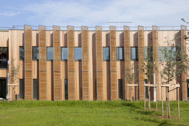 Veolia Environnement Centre-Est, Arte Charpentier Architectes, sustainable campus, training centre, green building, veolia environnement