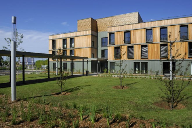 Veolia Environnement Centre-Est, Arte Charpentier Architectes, sustainable campus, training centre, green building, veolia environnement