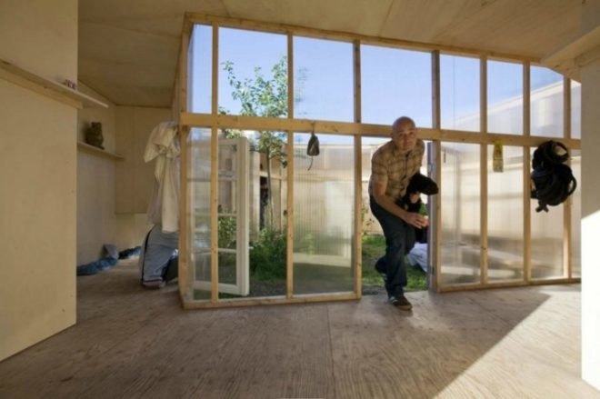 bureau lada, archive, studio space, contemporary artspace, reflective facade, sustainable architecture, green design