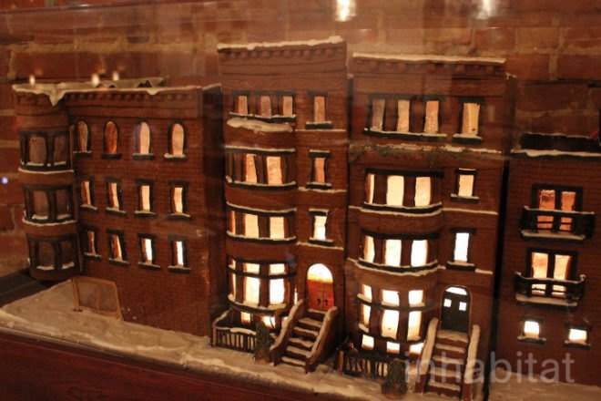 gingerbread brooklyn brownstone, gingerbread brownstone, gingerbread homes, gingerbread house, green design, renee baumann, brooklyn brownstone gingerbread house, brownstone gingerbread house, diy gingerbread brownstone, diy gingerbread houses, gingerbread brooklyn brownstone, gingerbread brownstone
