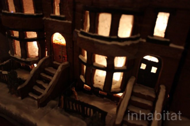 gingerbread brooklyn brownstone, gingerbread brownstone, gingerbread homes, gingerbread house, green design, renee baumann, brooklyn brownstone gingerbread house, brownstone gingerbread house, diy gingerbread brownstone, diy gingerbread houses, gingerbread brooklyn brownstone, gingerbread brownstone