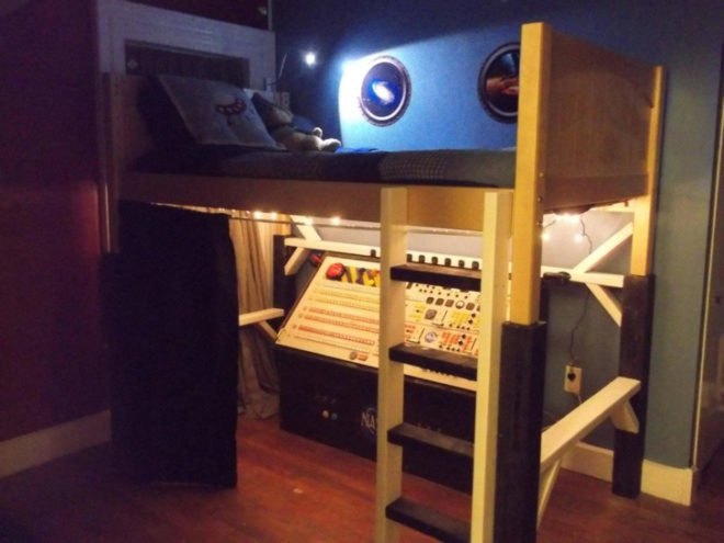 jeremiah gorman, space station, scrap, electronics, son, birthday present