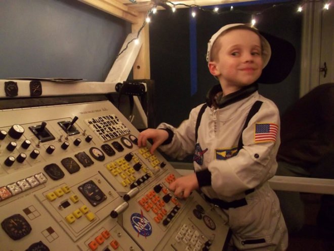 jeremiah gorman, space station, scrap, electronics, son, birthday present