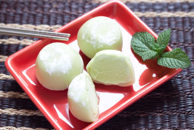 edible wrappers, sustainable packaging, biodegradable packaging, packaging the future, sustainable design, green design, sustainable food, green food packaging, sustainable food packaging, healthy food, sustainable produce, eco design, edible packaging, edible container, molecular gastronomy, green tea ice cream