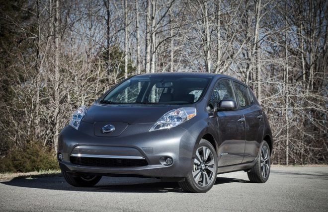 Nissan, Nissan Leaf, Nissan electric vehicle, electric vehicle, green transportation, green car, 2013 Detroit Auto Show, DC fast charger, lithium-ion battery