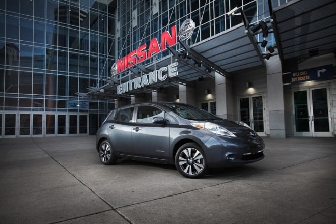 Nissan, Nissan Leaf, Nissan electric vehicle, electric vehicle, green transportation, green car, 2013 Detroit Auto Show, DC fast charger, lithium-ion battery
