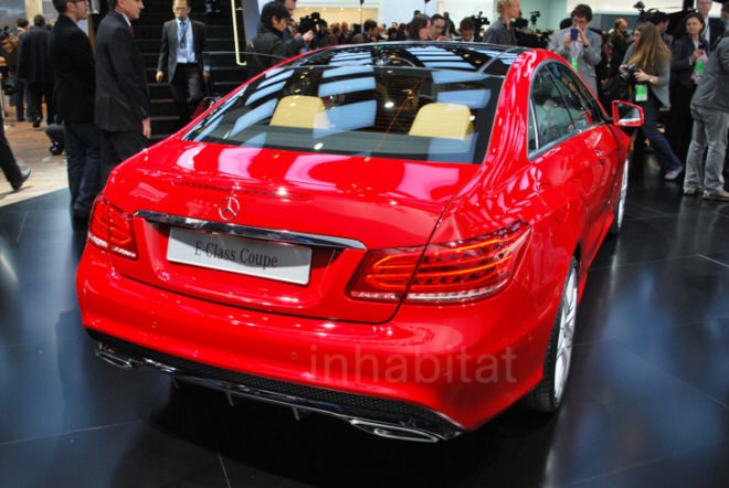 NAIAS, Detroit auto show, North American International Auto Show, 2013 NAIAS, 2013 Detroit Auto Show, green cars, hybrid car, green transportation, Laura K. Cowan, Mercedes-Benz, E Class, hybrid sedan, hybrid wagon, hybrid vehicle