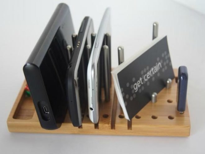 B&A Studio, Modo, modular desktop organizer, Kickstarter, Kickstarter campaign, bamboo stand, desktop organizer, aluminum pegs, electronic device display, electronic device holder, protective capacitive caps, electronic device stylus