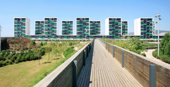 green design, eco design, sustainable design, Batlle i Roig, Vilamarina Building, Barcelona city planning, urban planning spain, self irrigating complex