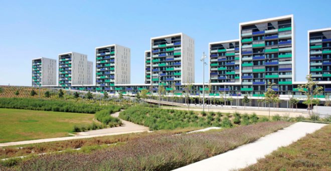green design, eco design, sustainable design, Batlle i Roig, Vilamarina Building, Barcelona city planning, urban planning spain, self irrigating complex