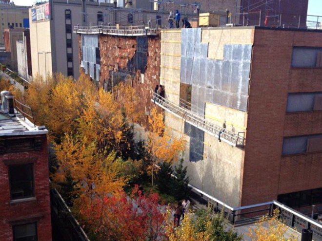 Broken Bridge II, El Anatsui, recycled materials, high line, high line art, public art, art nyc