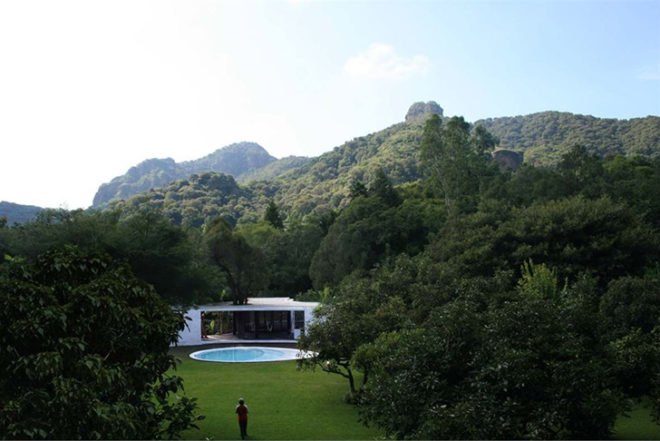 Cadaval & Solá-Morales, Tepoztlan Lounge, pierced by trees, mexico, concrete, summer house, Architecture, Botanical