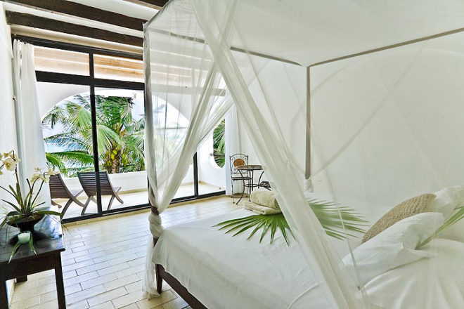 green design, eco design, sustainable design, Casa de las Olas, eco luxury, eco tourism, eco escape, Tulum, sustainable travel, solar powered resort, geothermal power, Cancun