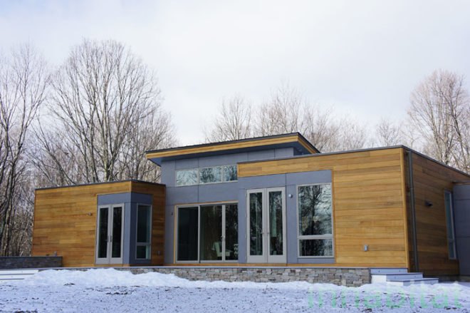 blu homes, breezehouse, Breeze house, Michelle Kaufmann, Kaufmann designs, green prefab, Copake, upstate new york, home, prefab homes nyc, leed prefabs, modular home, green architecture, green design, prefabricated homes, prefabricated housing, modern prefabs, california architecture, new york architecture, blue homes breezehouse