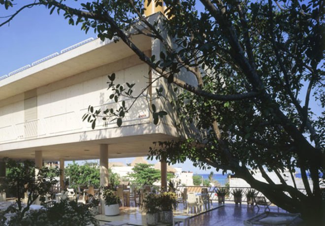 Héctor Galvan, Central De Arquitectura, Hotel, Hotel Basico, Recycled Material, Design, Interior Design, Playa del Carmen, Mexico, petroleum, rubber, recycle