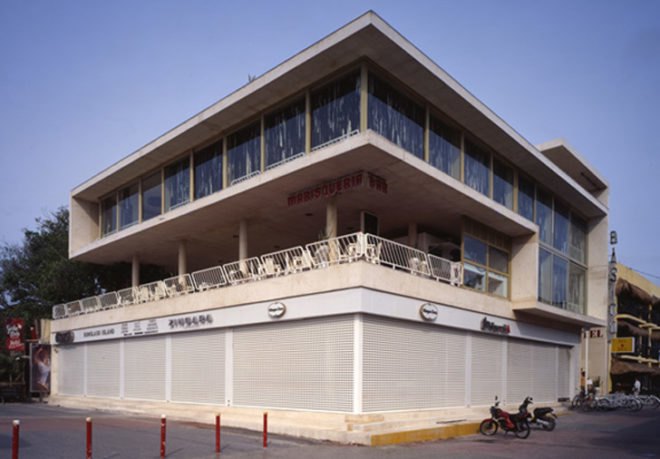 Héctor Galvan, Central De Arquitectura, Hotel, Hotel Basico, Recycled Material, Design, Interior Design, Playa del Carmen, Mexico, petroleum, rubber, recycle