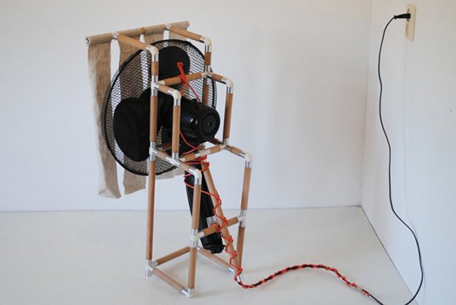 Joscha Weiand, Loose Joints, DIY furniture, multifunctional furniture, transformable furniture, screw, building kit, wooden poles, DIY, green furniture, Transforming Furniture