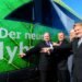 electric trains, hybrid trains, world's first hybrid train, Tognum Daughter MTU, rail vehicles, regenerative braking, hybrid vehicles, Siemens Desiro Classic VT 642 locomotive, batteries, power packs, green energy,