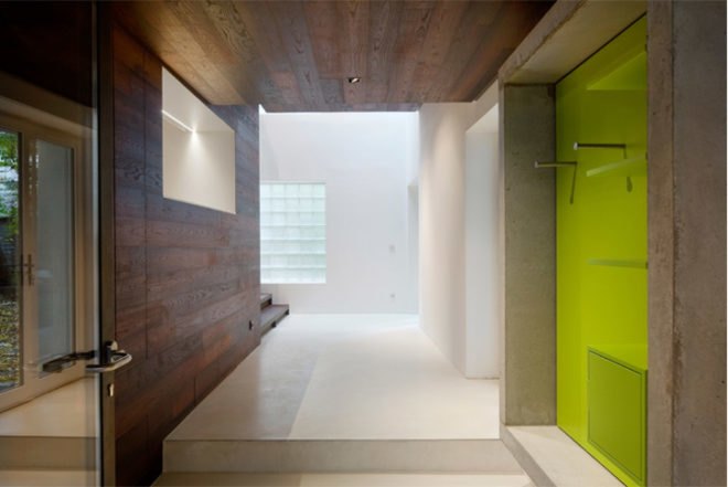Paris, Maison Escalier, steel, concrete, stairway, Jacques Moussafir, Moussafir Architectes, black locust wood, electronic shutters, daylighting, France