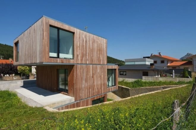 green design, sustainable design, Spain, Cantabria, Acha Zaballa Arquitectos, cantilevering home, rock climber, sustainable design, energy efficiency, solar gain, timber, reduce construction waste, residential home, More House,