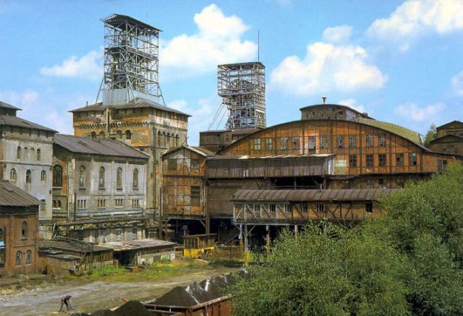 Walbrzych, Poland, Adaptive reuse, coal mine, Stara Kopalnia, Nizio Design International, museum, design studio, amphitheatre, gallery