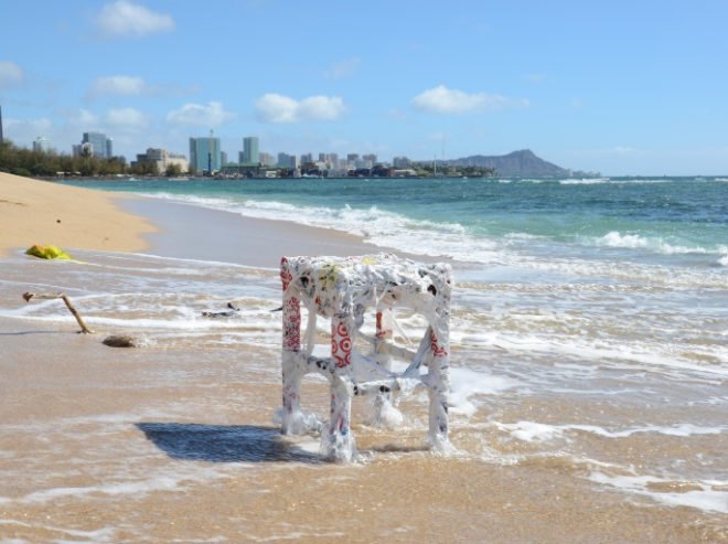 recycled plastic bags, plastic bag repair, stool fixed with plastic bags, Hongtao Zhou, recycled plastic, green art, eco art, green design, sustainable design, hawaii, pacific garbage patch, plastic oceans, green interiors, green furniture, recycled furniture
