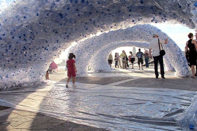 Devebere, Venice Architecture Biennale, PET Bottles, Rodrigo Garcia, Maciej Siuda, Gau:di, recycled PET, public art, installations, venice, Architecture, Art, Urban design, Recycled Materials, interactive