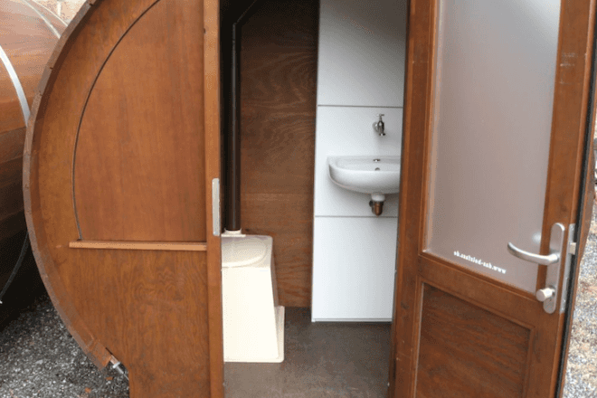 Germany, The Black Forest, Schlafen im Weinfass, wine barrel rooms, wine barrel hotel, vineyards, wine-making, Sasbachwalden, Air BnB, funky hotel, recycled wine barrels, recycled materials, green design, sustainable design, eco-design, eco-tourism, sustainable tourism