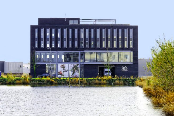 Sole Technology, European HQ, pierre-andre Senizergues, solar power, eco office, green office