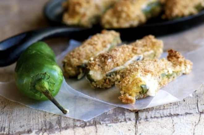 Super Bowl, vegetarian recipes, vegan recipes, football, NFL, appetizers, snacks, meatless, party, gluten free, party planning, healthy snacks, finger foods, dairy free, sports, pretzels, 7-layer dip, spicy chickpeas, seitan, carnitas, potato skins, jalapeno poppers,