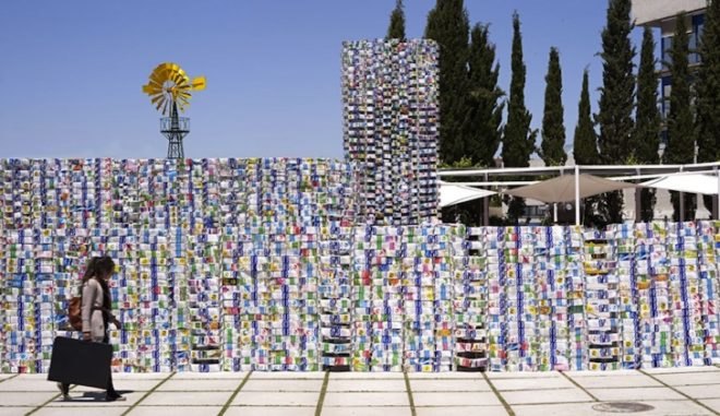 guinness world record, milk cartons, tetra brik, recycled materials, CUAC Arquitectura, Sugarplatform, Granada, RESUR, waste recycling, public art, urban design, world recycling day, design, sustainable design, eco design
