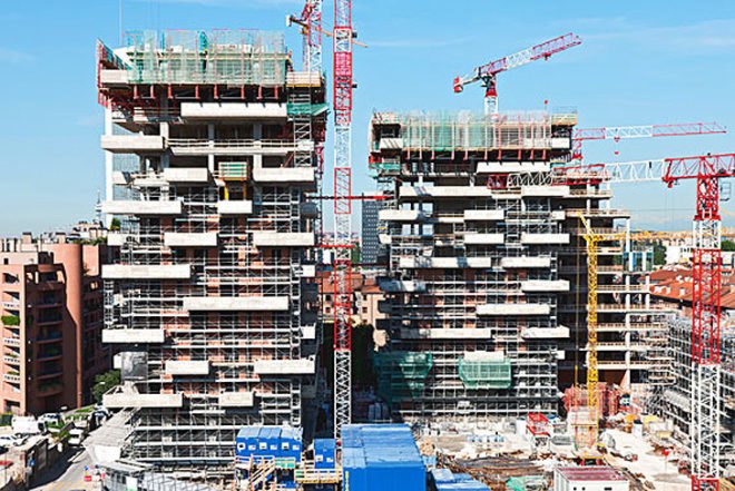 Bosco Verticale, green tower, plant tower, living tower, vertical forest, world's first vertical forest, eco architecture, green architecture, living buildings, Aeolian energy, photovoltaic energy, Stefano Boeri Architetti, Stefano Boeri Architects, Stefano Boeri, italian architecture, italy architecture, milan architecture, bosco verticale construction, bosco verticale construction photos