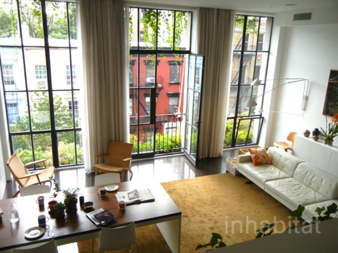 flowerbox duplex, flower box duplex, amazing homes nyc, nyc homes, beautiful homes nyc, nyc green home, vertical garden, pond in living room, green design, eco design, green wall, ny interior design, interior design, cool nyc apartments, dwell, city modern home tours, pulltab design