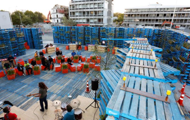 pallet pavilion, christchurch, green architecture, sustainable architecture, new zealand, recycled shipping pallets, recycled materials, green design, sustainable design, salvaged pallets, shipping pallets